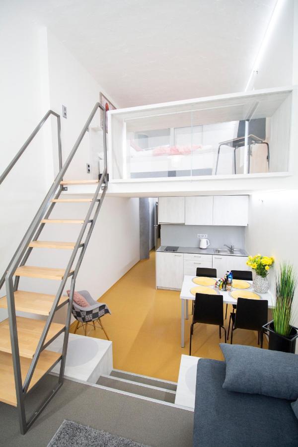 Vita Sana Apartments&Spa - Family Loft Zlín Buitenkant foto